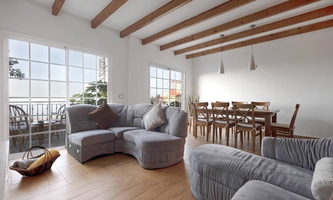 Las Arenas House | 120 m² House ∙ 3 bedrooms ∙ 8 guests