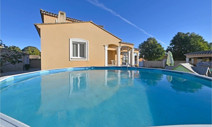 Raphele-les-Arles House | 120 m² House ∙ 3 bedrooms ∙ 6 guests