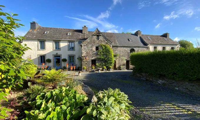 Sizun House | 120 m² House ∙ 3 bedrooms ∙ 6 guests