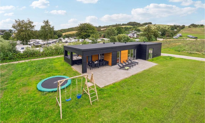 Hjarbæk House | 120 m² House ∙ 4 bedrooms ∙ 10 guests