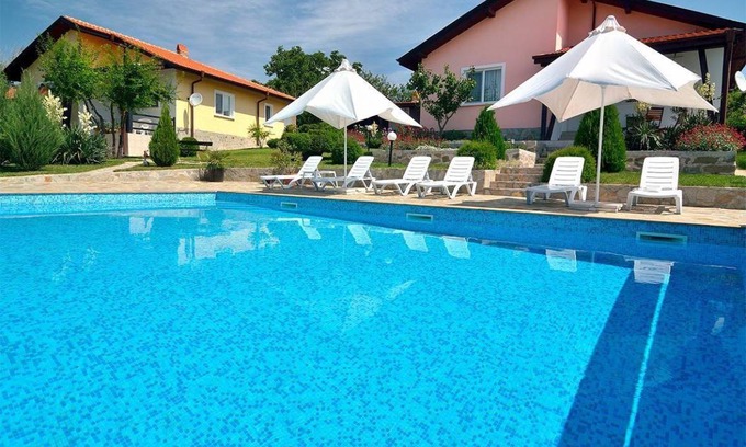 Bryastovets House | 120 m² House ∙ 6 bedrooms ∙ 12 guests