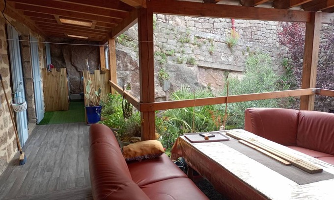 Saint-Beauzely House | 120 m² House ∙ 4 bedrooms ∙ 9 guests