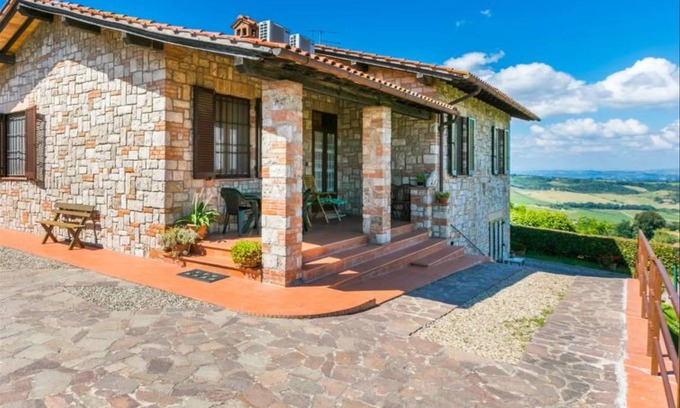 Castel San Gimignano House | 120 m² House ∙ 3 bedrooms ∙ 6 guests