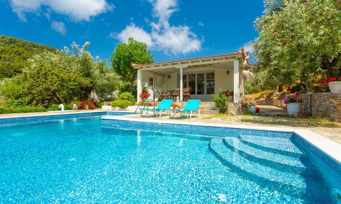 Votsi Villa | 120 m² Villa ∙ 1 bedroom ∙ 3 guests