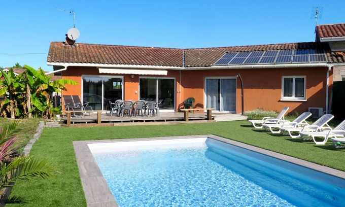 Soustons Villa | 120 m² Villa ∙ 1 bedroom ∙ 8 guests