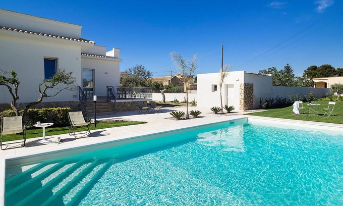 Marsala Villa | 120 m² Villa ∙ 2 bedrooms ∙ 6 guests