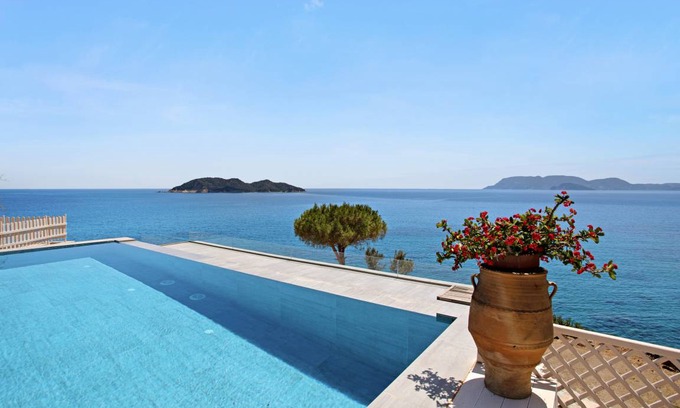 Vasilikos Villa | 120 m² Villa ∙ 3 bedrooms ∙ 6 guests
