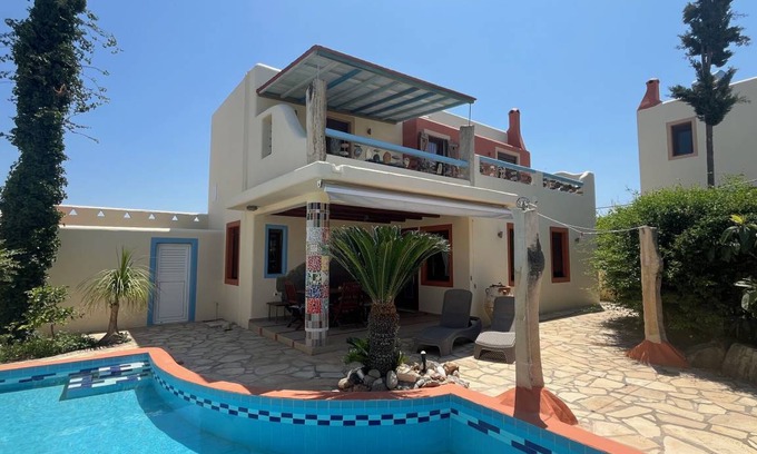 Sivas Villa | 120 m² Villa ∙ 3 bedrooms ∙ 7 guests