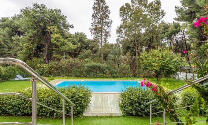 Isthmia Villa | 120 m² Villa ∙ 3 bedrooms ∙ 6 guests