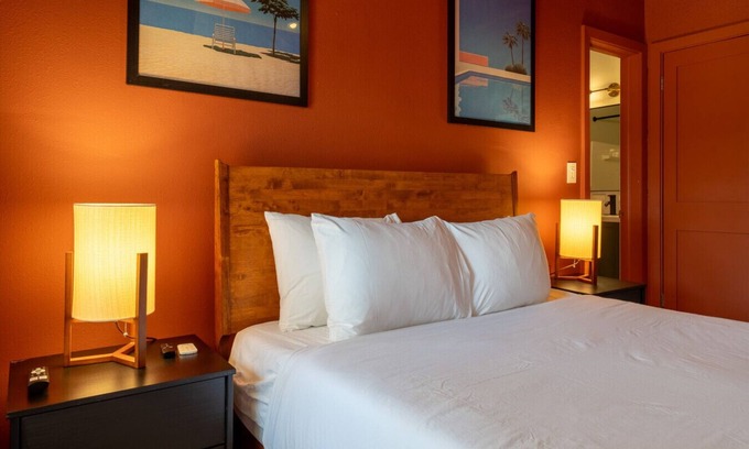 Clearwater Beach Apartment | 120 · ☀Pool✔ Beach✔ Self Checkin✔ Free Parking✔