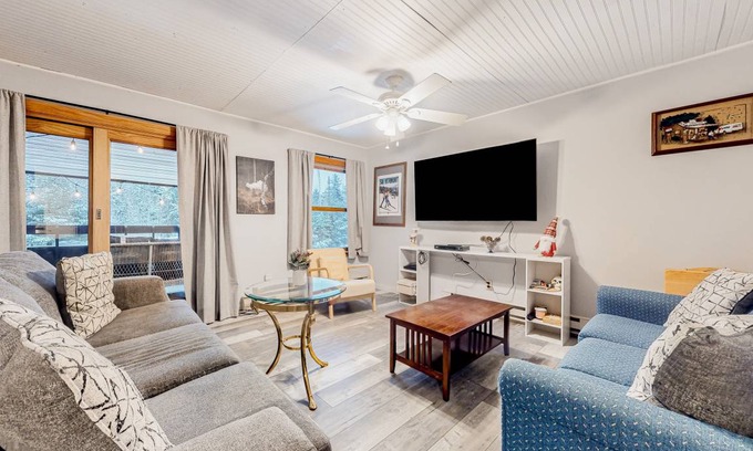Mendon Condo | 121 m² Condo ∙ 2 bedrooms ∙ 8 guests