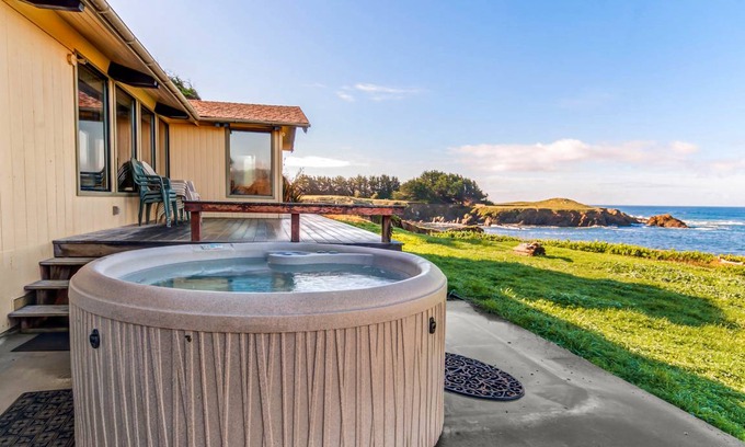 Fort Bragg House | 121 m² House ∙ 2 bedrooms ∙ 4 guests