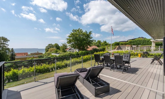 Egsmark Strand House | 122 m² House ∙ 4 bedrooms ∙ 8 guests