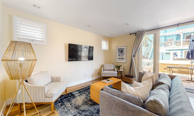 Mission Beach House | 122 m² House ∙ 3 bedrooms ∙ 7 guests