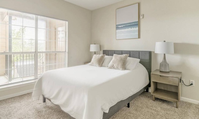 Southbelt/Ellington Apartment | 122 m² Apartment ∙ 2 bedrooms ∙ 4 guests