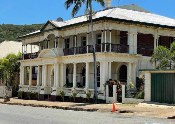 Cooktown Apartment | 122 on Charlotte