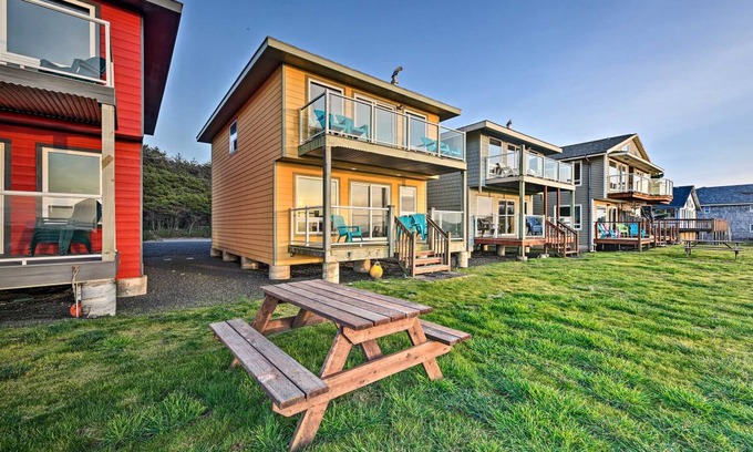 Waldport Cottage | 123 m² Cabin ∙ 2 bedrooms ∙ 8 guests