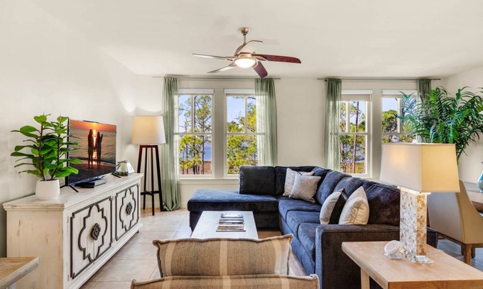 Baytowne Wharf Condo | 123 m² Condo ∙ 2 bedrooms ∙ 6 guests