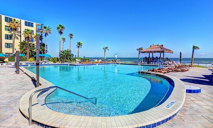 Daytona Beach Shores Condo | 124 - Hawaiian Inn Ocean Front Walk Out to Pool