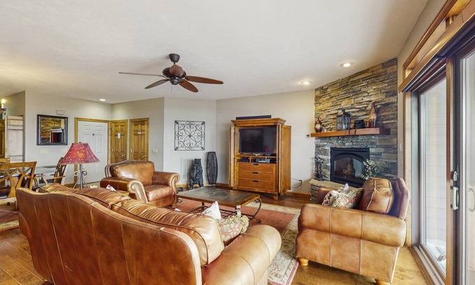 Sugar Mountain Condo | 124 m² Condo ∙ 2 bedrooms ∙ 4 guests