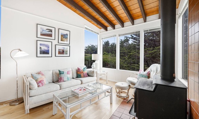 Salmon Creek House | 125 m² House ∙ 2 bedrooms ∙ 6 guests