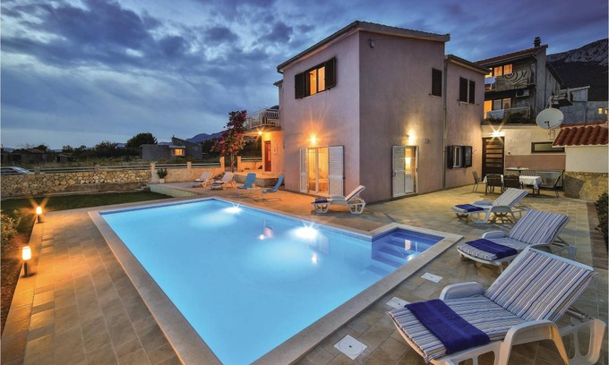 Kastel Sucurac House | 125 m² House ∙ 3 bedrooms ∙ 7 guests
