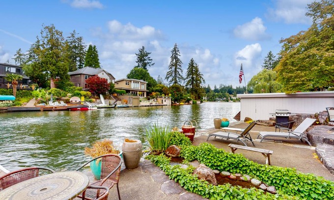 Blue Heron House | 128 m² House ∙ 2 bedrooms ∙ 4 guests