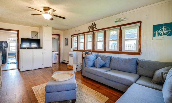 Russells Point Cottage | 129 m² Cabin ∙ 2 bedrooms ∙ 6 guests