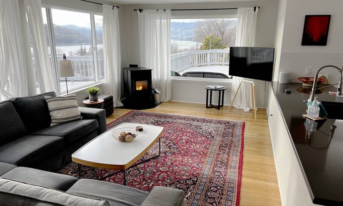 Lyle House | 129 m² House ∙ 3 bedrooms ∙ 7 guests