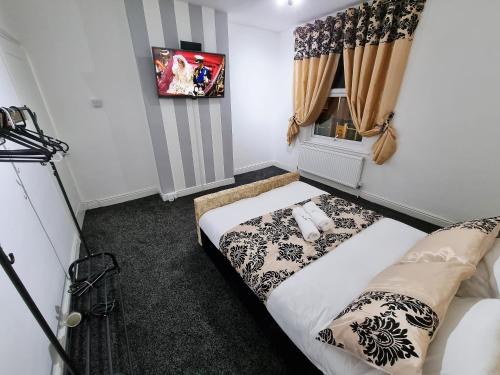 Beeston House | *12PR* Setup for your most relaxed & amazing stay + Free Parking + Free Fast WiFi *