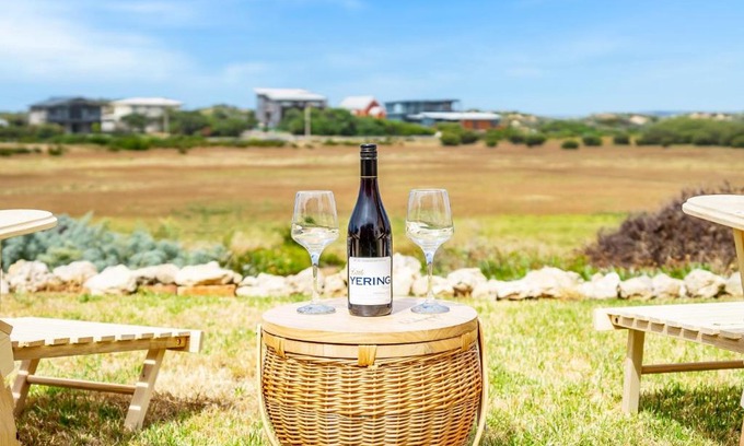 Goolwa Beach House | 13 Kightley Rd - BYO Linen - Pets Negotiable - Wi-Fi