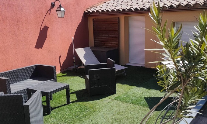 Pierrelatte Apartment | 130 m² air-conditioned apartment with large terrace - 2 bedrooms + master suite