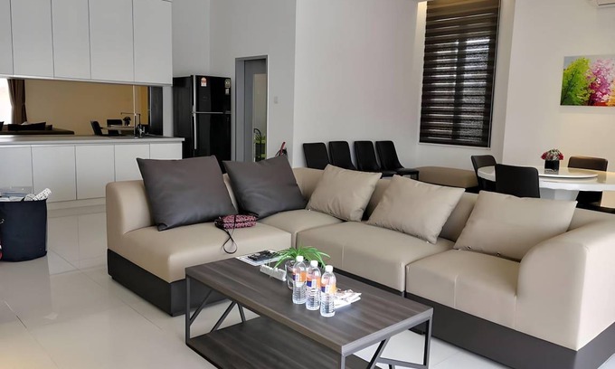 Kuching Apartment | 130 m² Apartment ∙ 3 bedrooms ∙ 10 guests