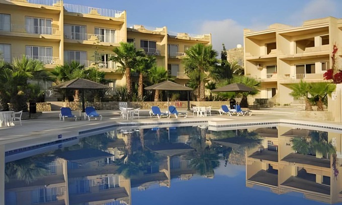 Ta' Għammar Apartment | 130 m² Apartment ∙ 2 bedrooms ∙ 5 guests