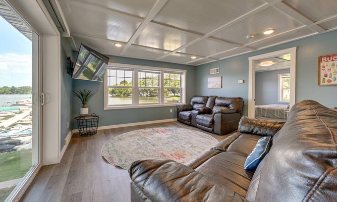 Lake Wissota Cottage | 130 m² Cabin ∙ 3 bedrooms ∙ 9 guests