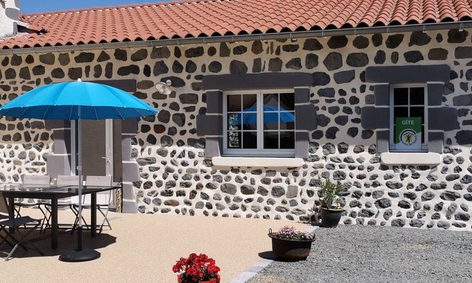 Arlempdes Cottage | 130 m² Cabin ∙ 4 bedrooms ∙ 8 guests