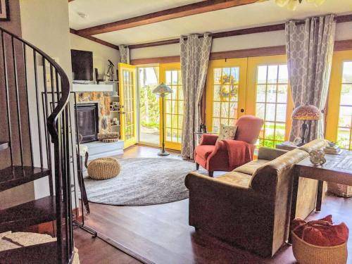 Le Claire House | 130 m² House ∙ 2 bedrooms ∙ 5 guests