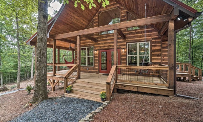 Morganton House | 130 m² House ∙ 2 bedrooms ∙ 8 guests