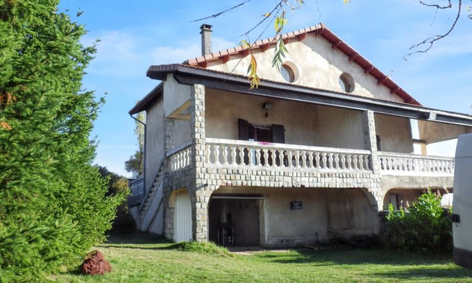 Coucouron House | 130 m² House ∙ 3 bedrooms ∙ 7 guests