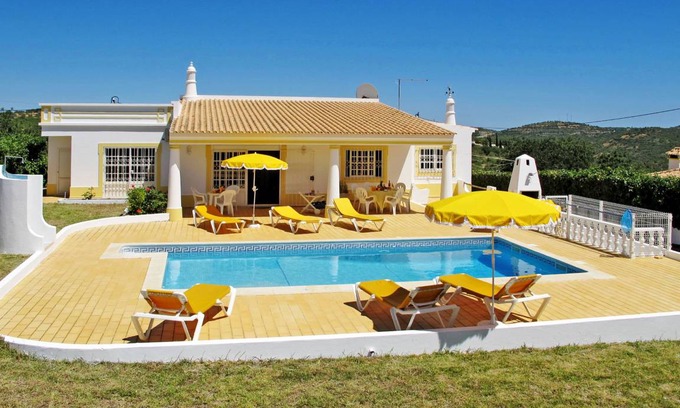 Cerca Velha House | 130 m² House ∙ 3 bedrooms ∙ 6 guests