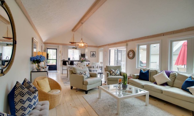 Mews Village House | 130 m² House ∙ 3 bedrooms ∙ 6 guests
