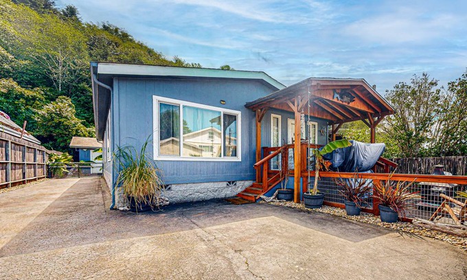 Winchester Bay House | 130 m² House ∙ 3 bedrooms ∙ 8 guests
