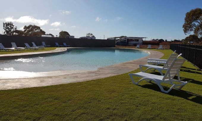 Coober Pedy Apartment | 130 m² Serviced apartment ∙ 2 bedrooms ∙ 127 guests