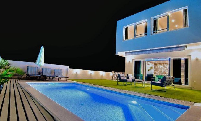 Srebreno Villa | 130 m² Villa ∙ 3 bedrooms ∙ 6 guests