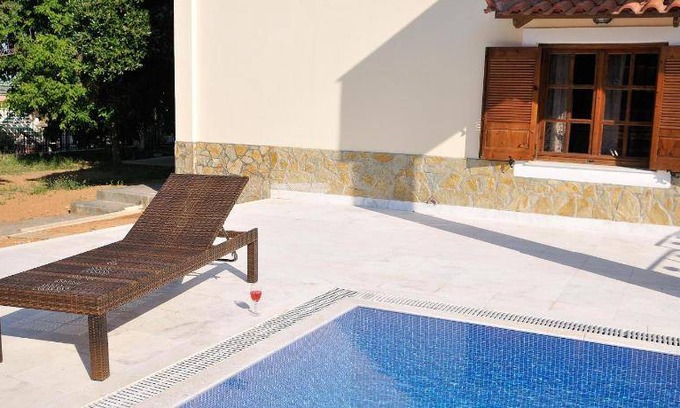 Agii Apostoli Villa | 130 m² Villa ∙ 3 bedrooms ∙ 6 guests