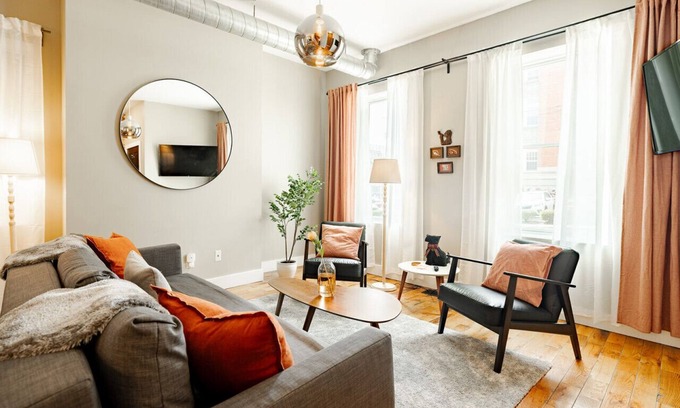 Pendleton House | 1304 Broadway - ALL · Huge Parkside Retreat Downtown-Private Roof Decks