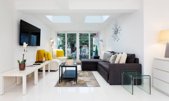 Kensington House | 131 m² House ∙ 3 bedrooms ∙ 8 guests
