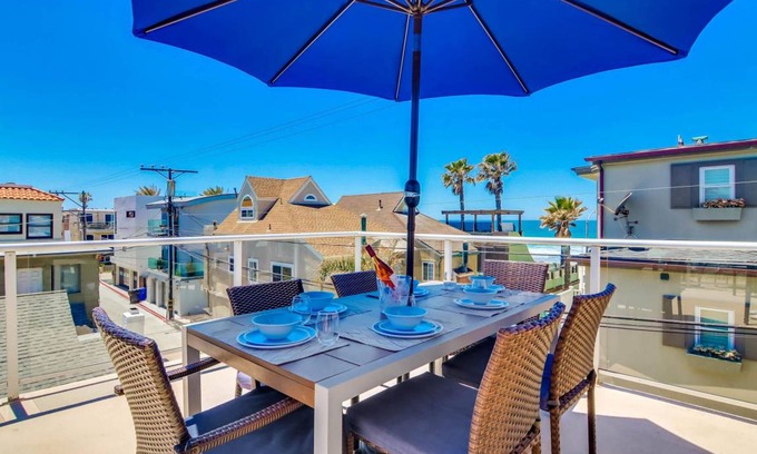 Mission Beach House | 133 m² House ∙ 3 bedrooms ∙ 10 guests