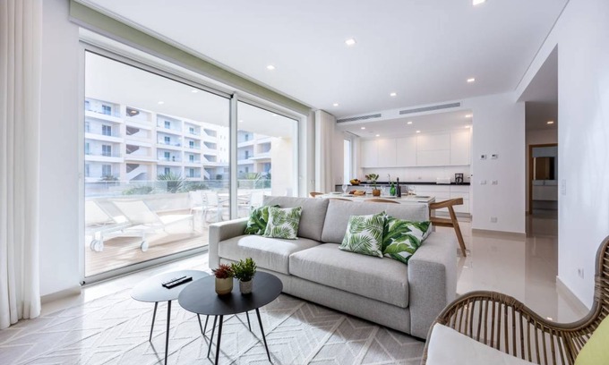 Lagos City Center Apartment | 135 m² Apartment ∙ 3 bedrooms ∙ 6 guests