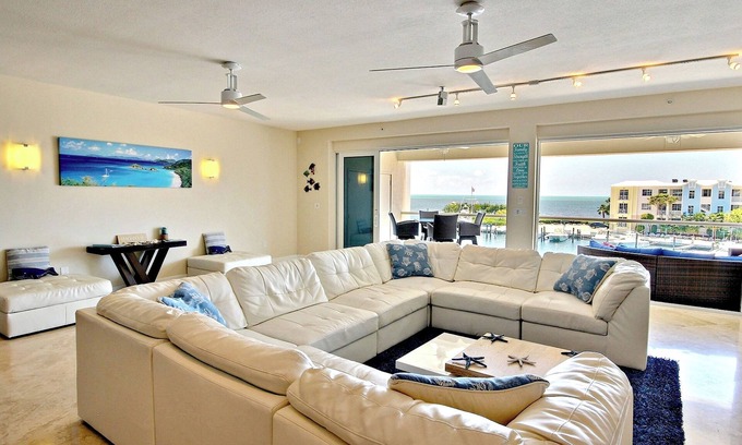 Rock Harbor Condo | 136 Mariners Club | 3 Bed, 3 Bath